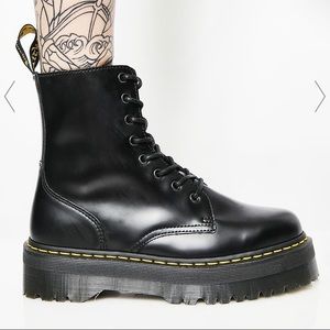 DOC MARTENS JADON 8 EYE BOOTS (euro 39)
